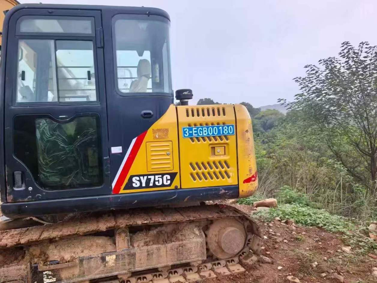 Used Sany SY75 Excavator 2020 Model / 3