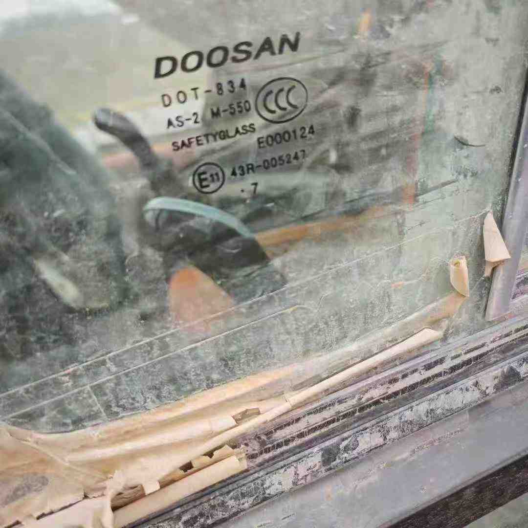 Used Doosan DX80 Excavator 2017 Model / 4