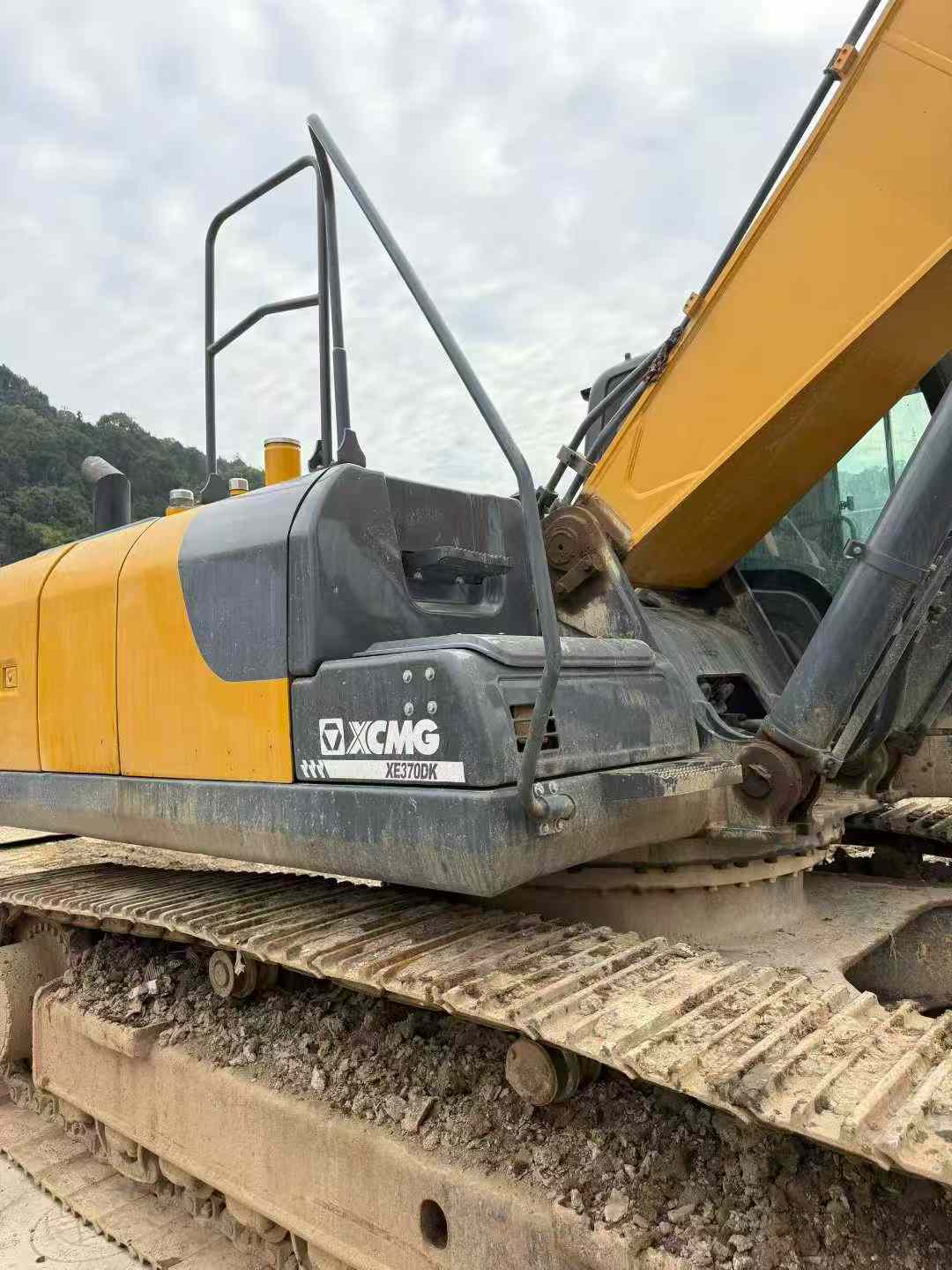 Used XCMG XE370 Excavator 2021 Model / 2