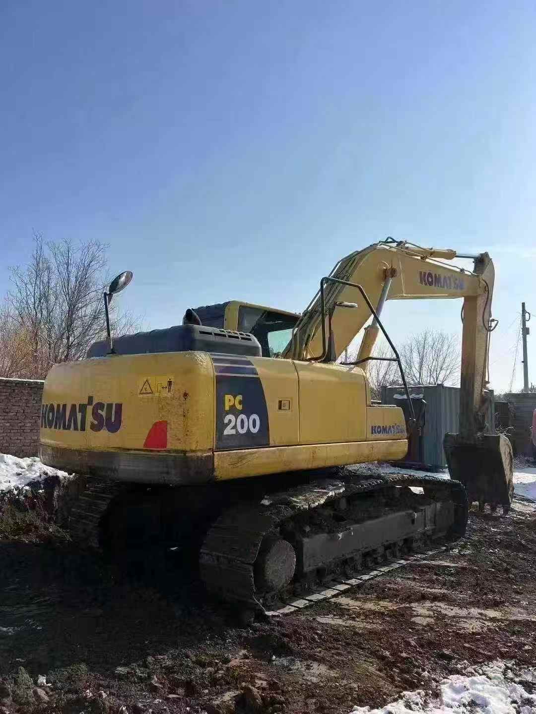 Used Komatsu PC200 Excavator 2016 Model / 3