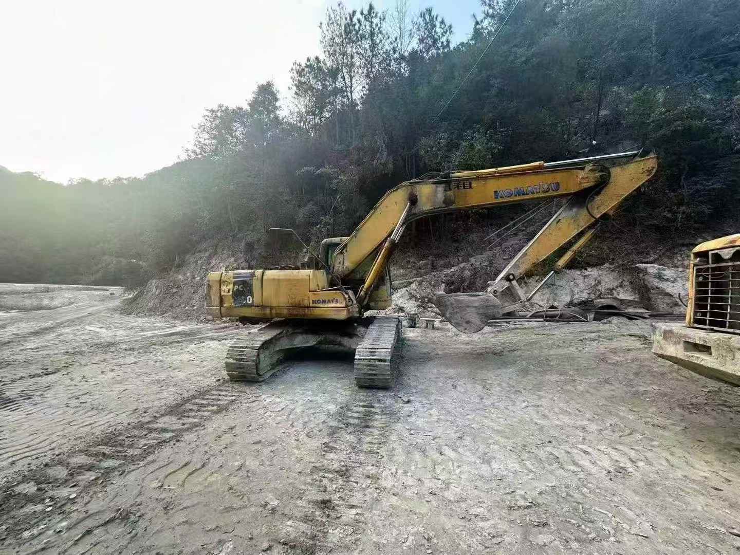 Used Komatsu PW220-7 Excavator 2016 Model / 6