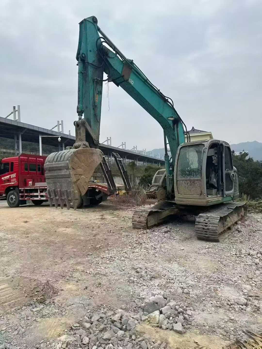 Used Kobelco SK135 Excavator 2016 Model / 3