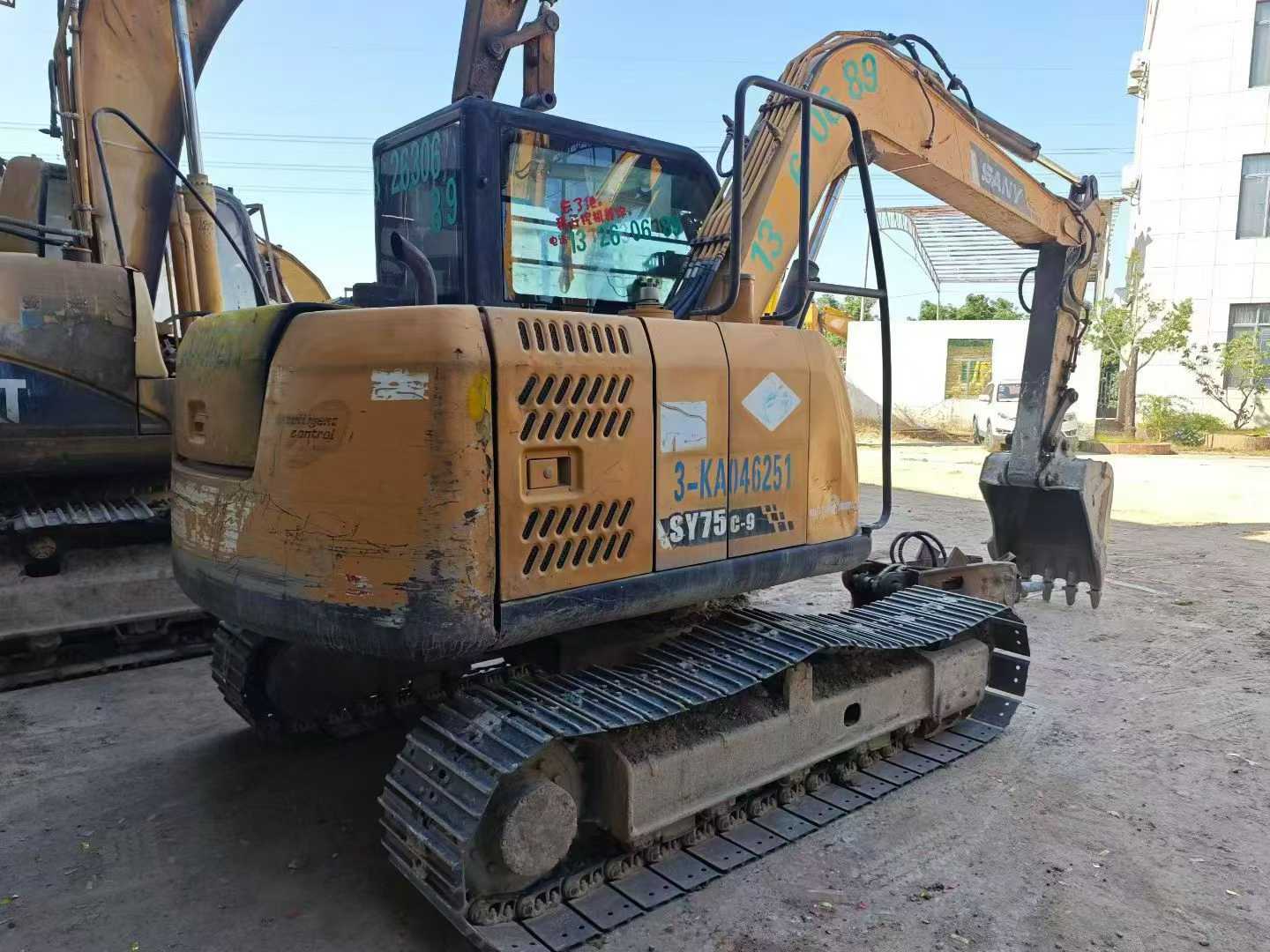 Used Sany SY75 Excavator 2016 Model / 3