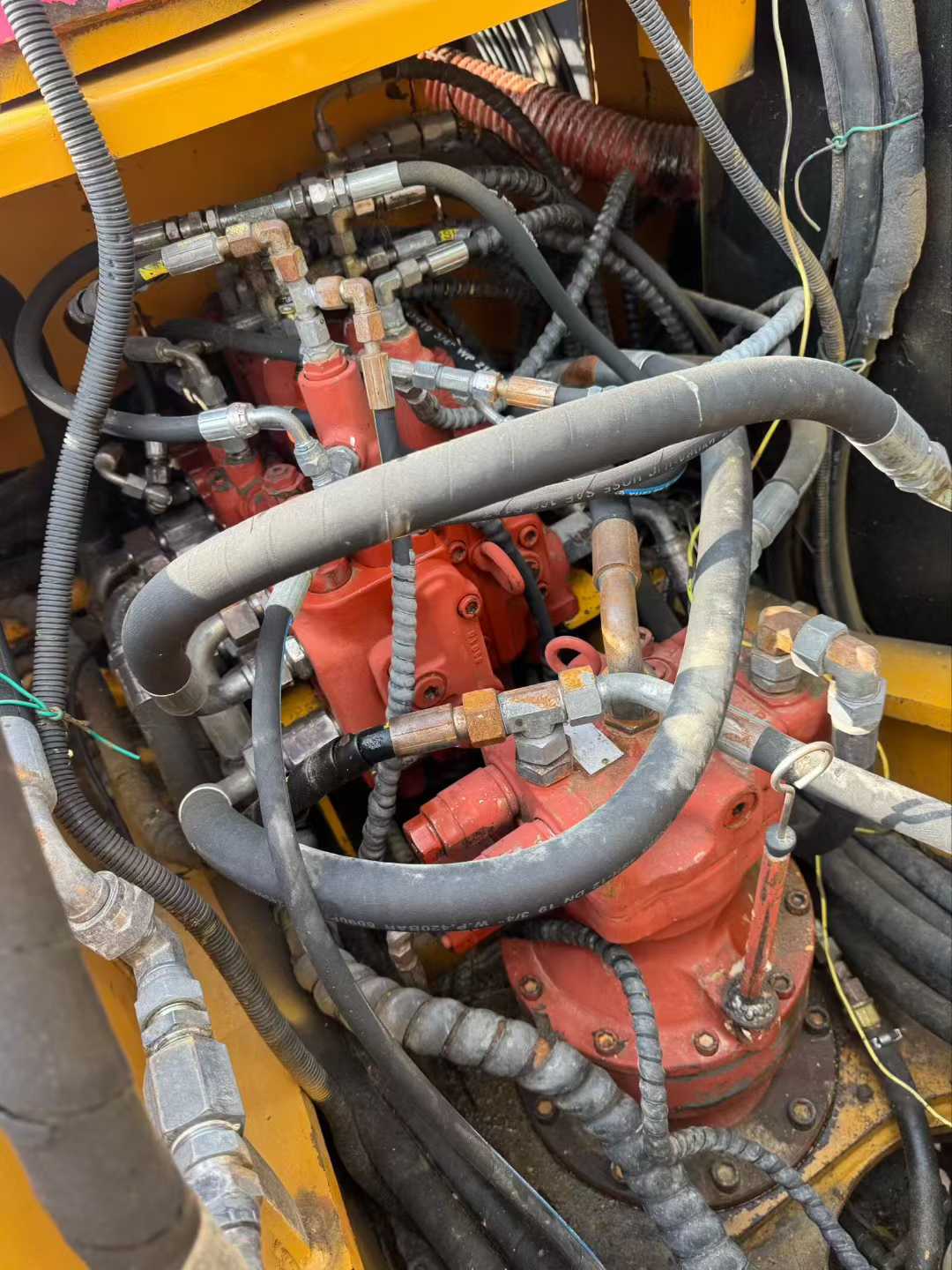 Used Sany SY135 Excavator 2016 Model / 6