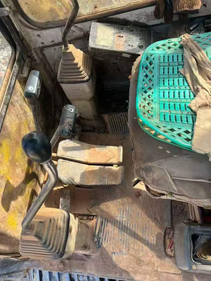 Used Komatsu PW100 Excavator 2016 Model / 9