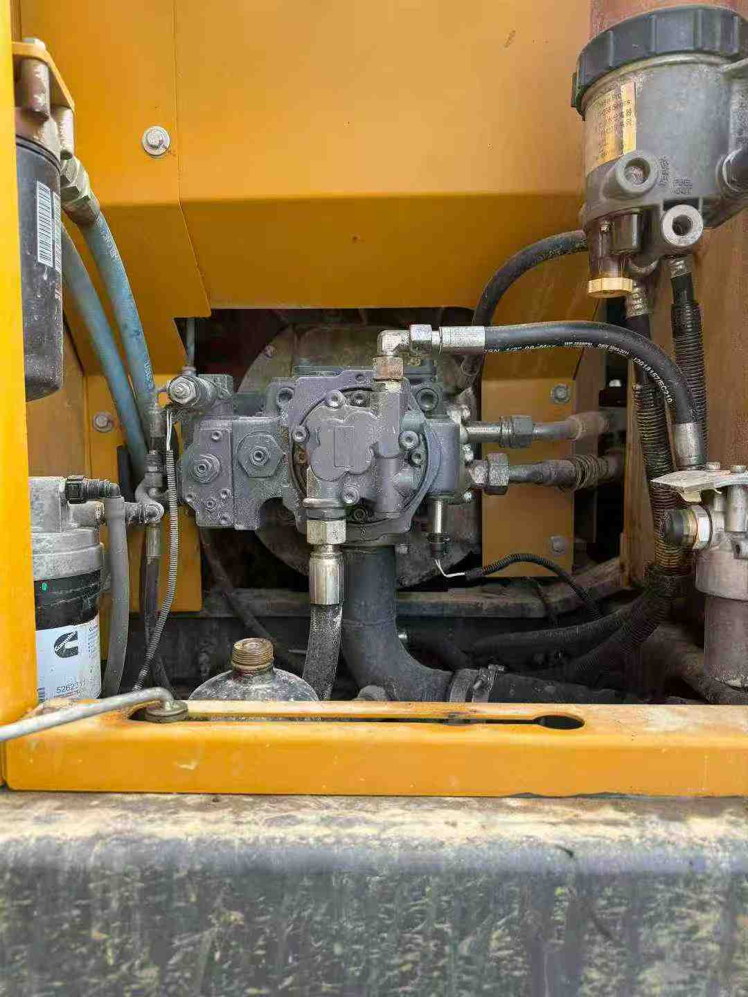 Used XCMG XE150 Excavator 2021 Model / 3