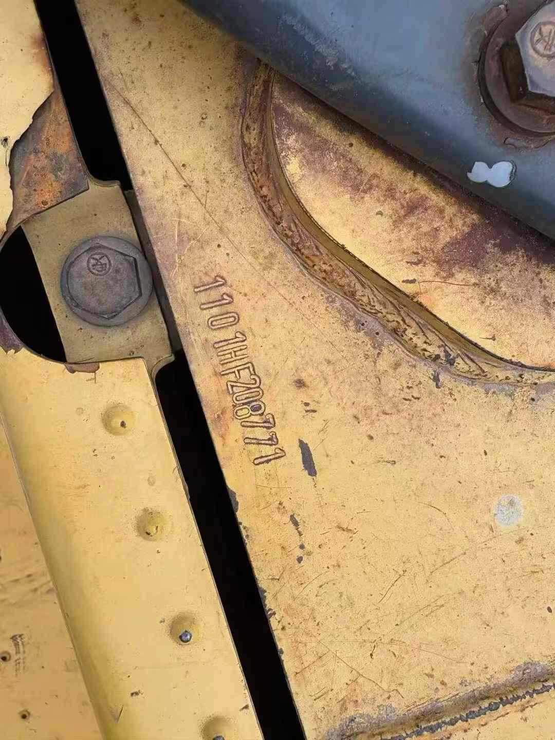 Used Komatsu PC200-8 Excavator 2011 Model / 6