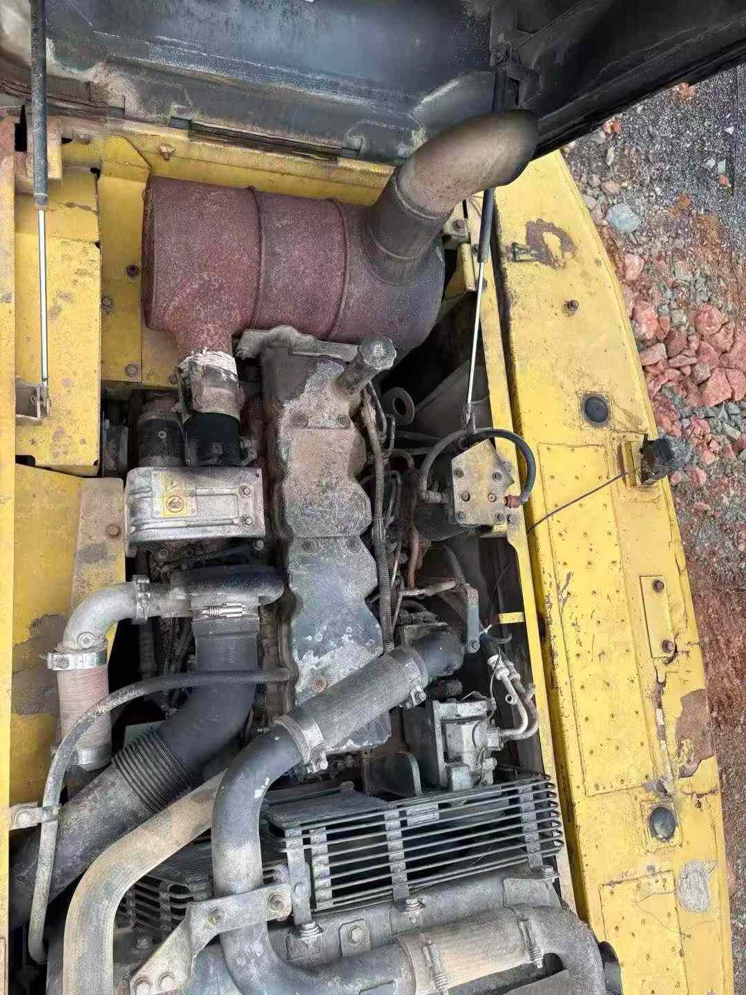 Used Komatsu PC200-8 Excavator 2011 Model / 8