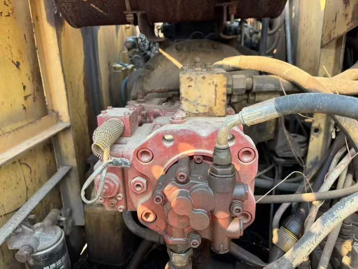 Used Caterpillar CT20 Excavator 2016 Model / 7