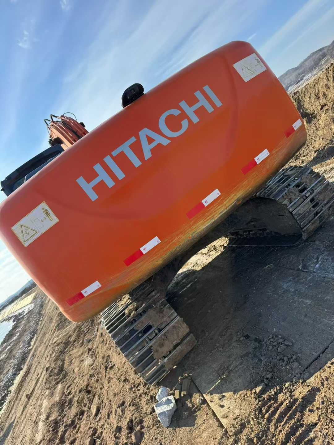 Used Hitachi ZAXIS200 Excavator 2014 Model / 2