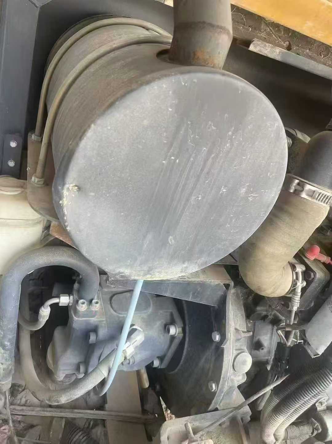 Used XCMG LW280 Excavator 2018 Model / 8