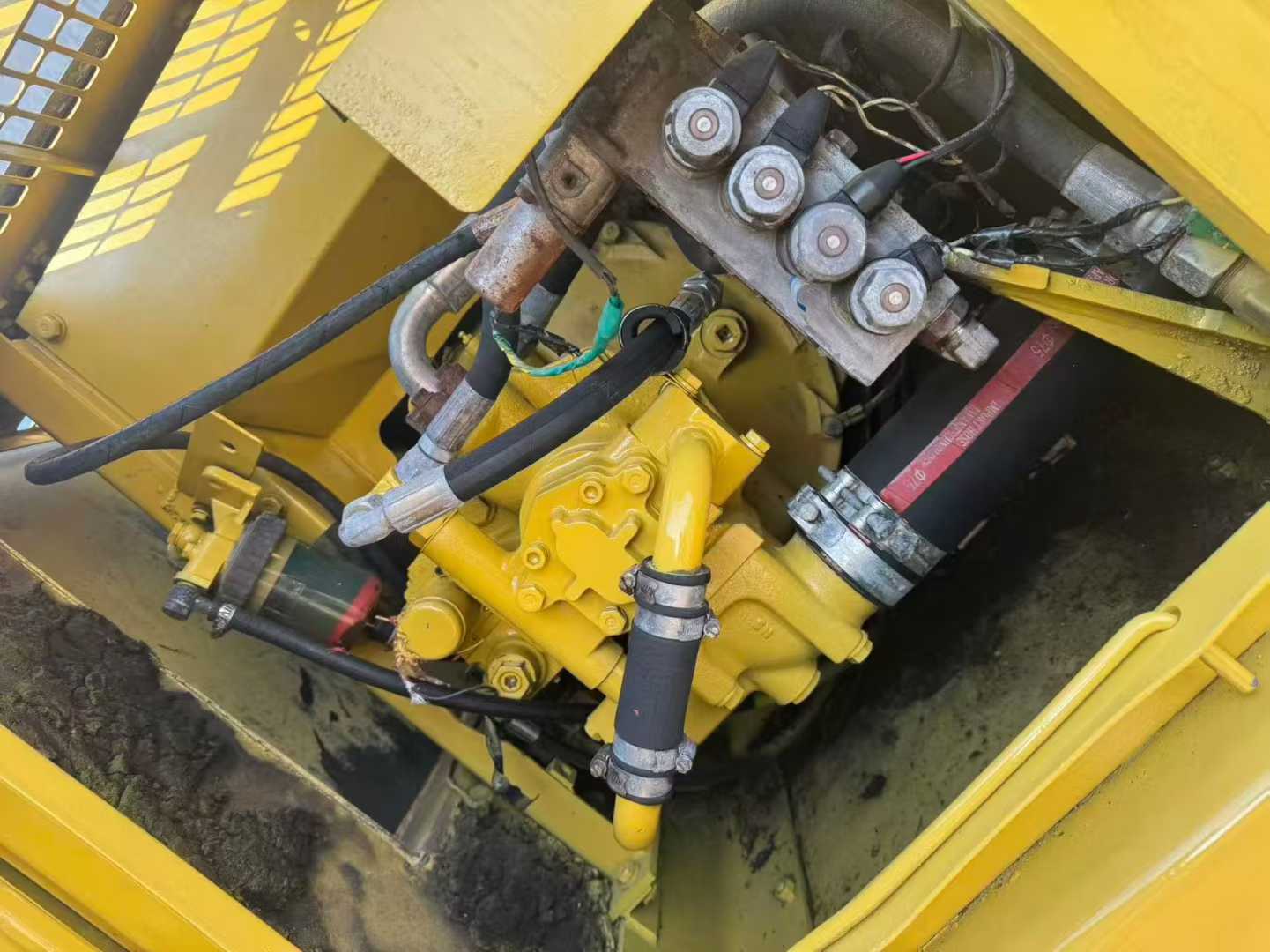 Used Komatsu PC120-6 Excavator 2016 Model / 7