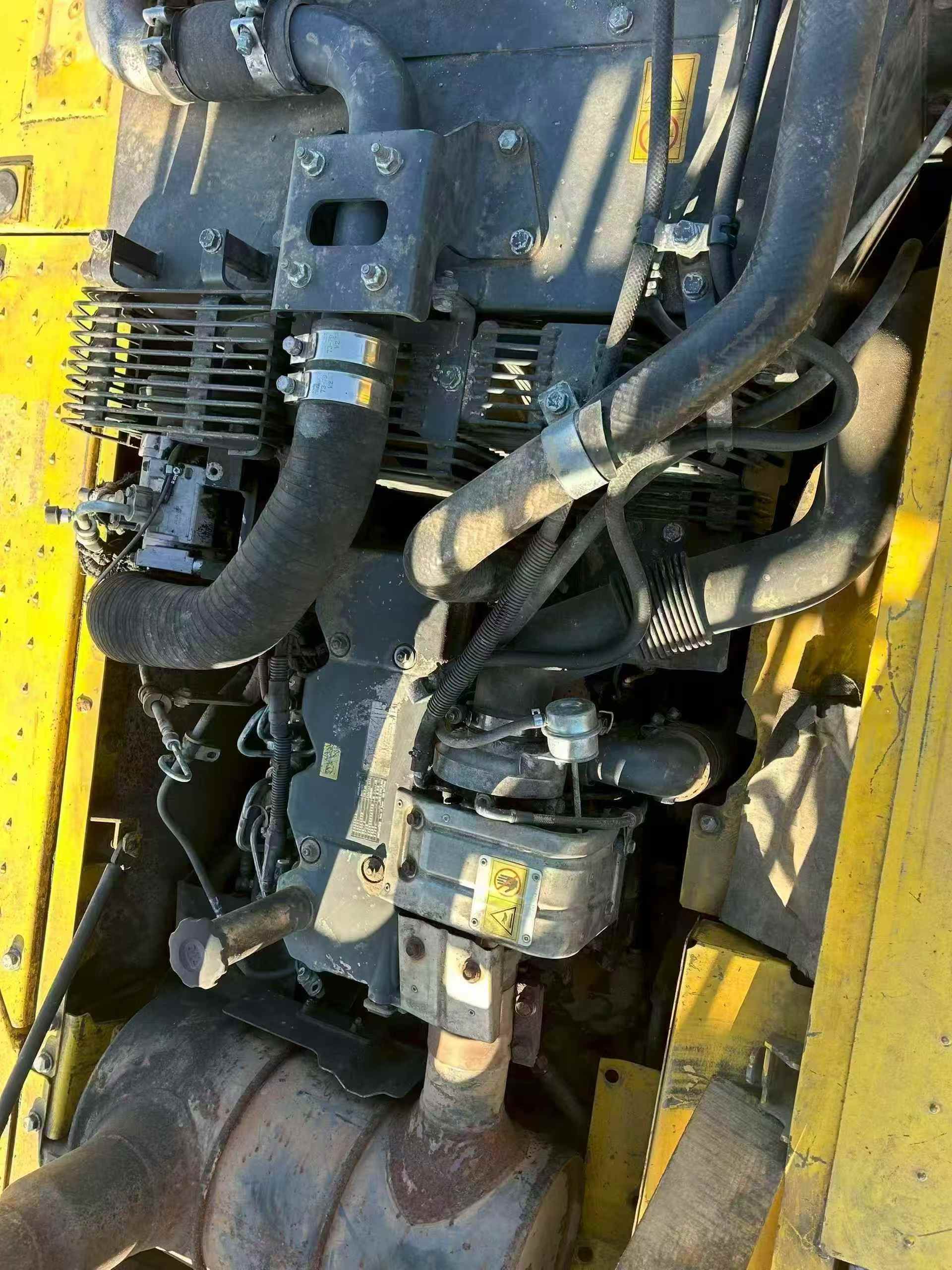 Used Komatsu HB215LC-1 Excavator 2013 Model / 5