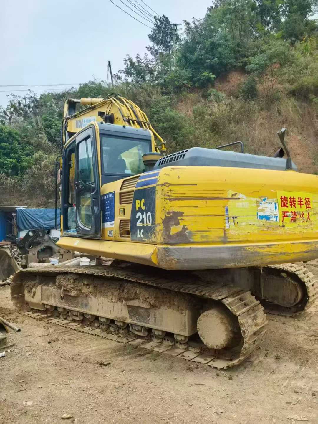 Used Komatsu PC210 Excavator 2018 Model / 4