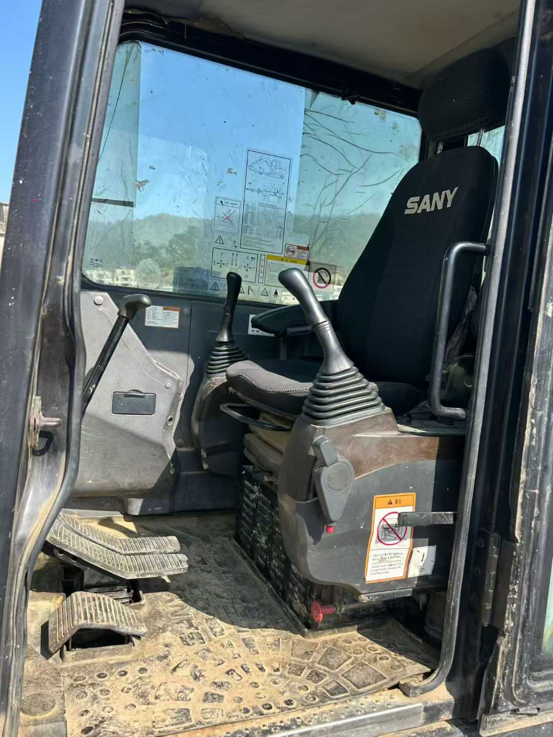 Used Sany SY55 Excavator 2017 Model / 3