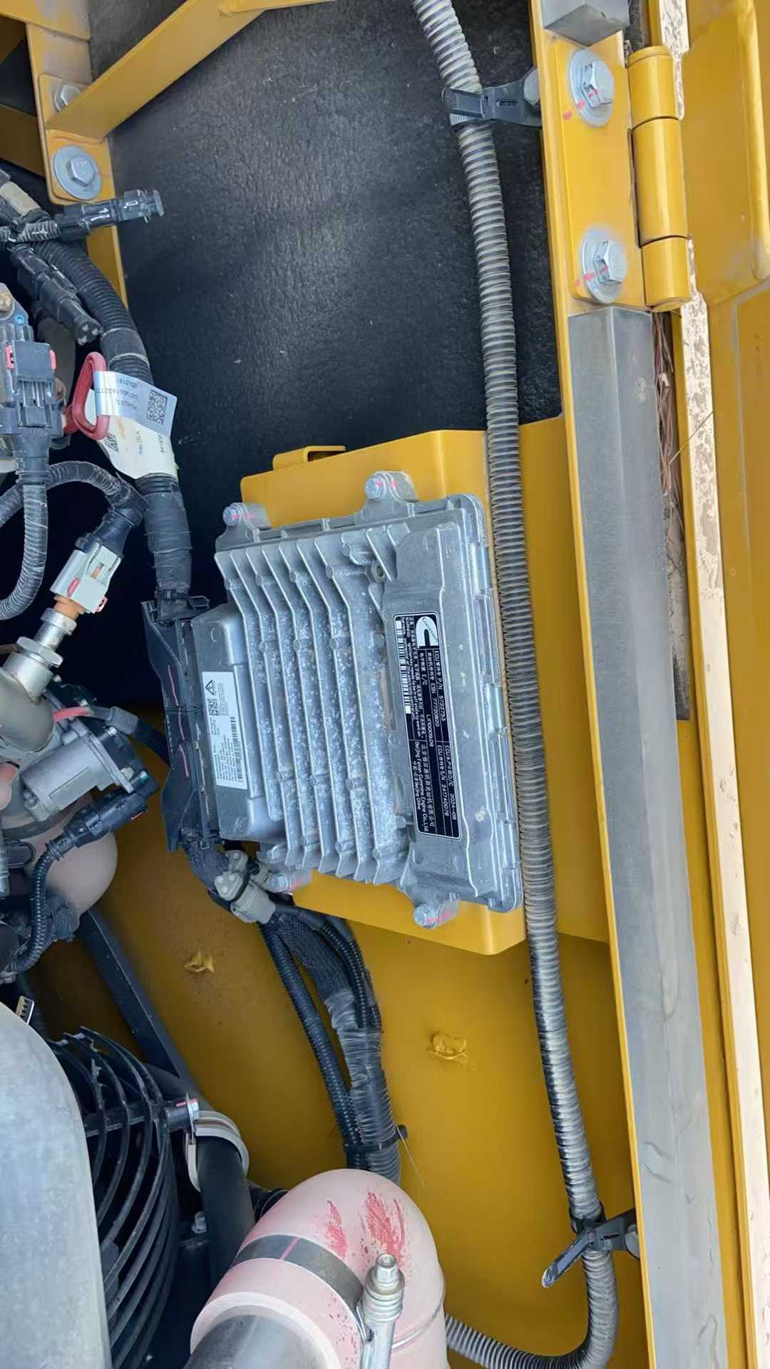 Used XCMG XE135GA Excavator 2024 Model / 8