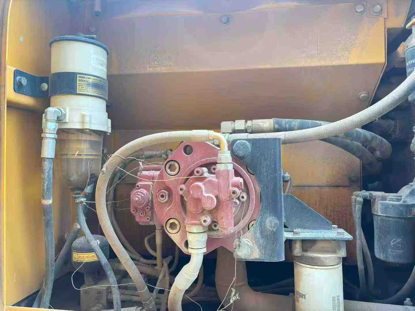 Used Hyundai R215VS Excavator 2019 Model / 7