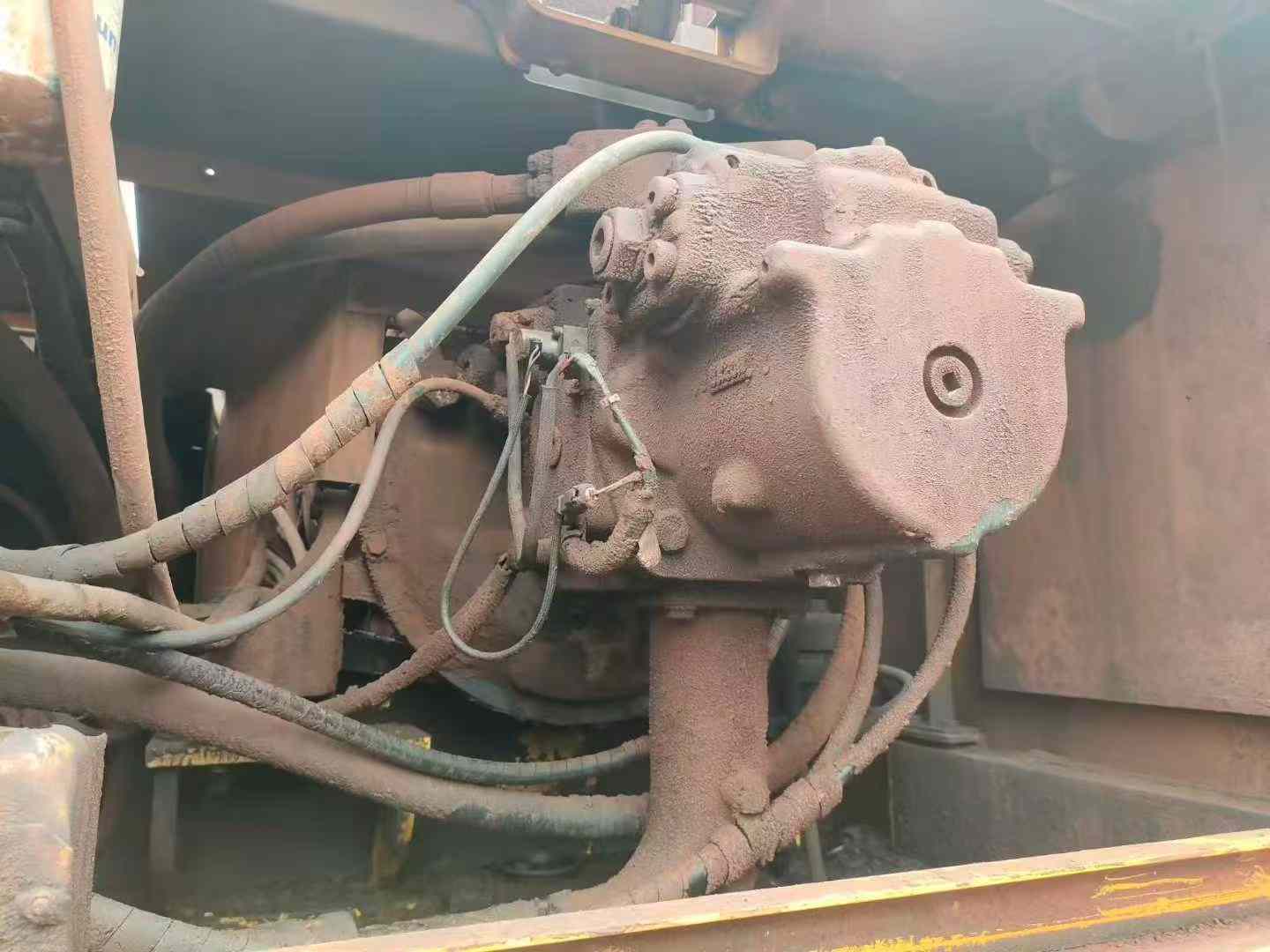 Used Komatsu PC450-7 Excavator 2016 Model / 3