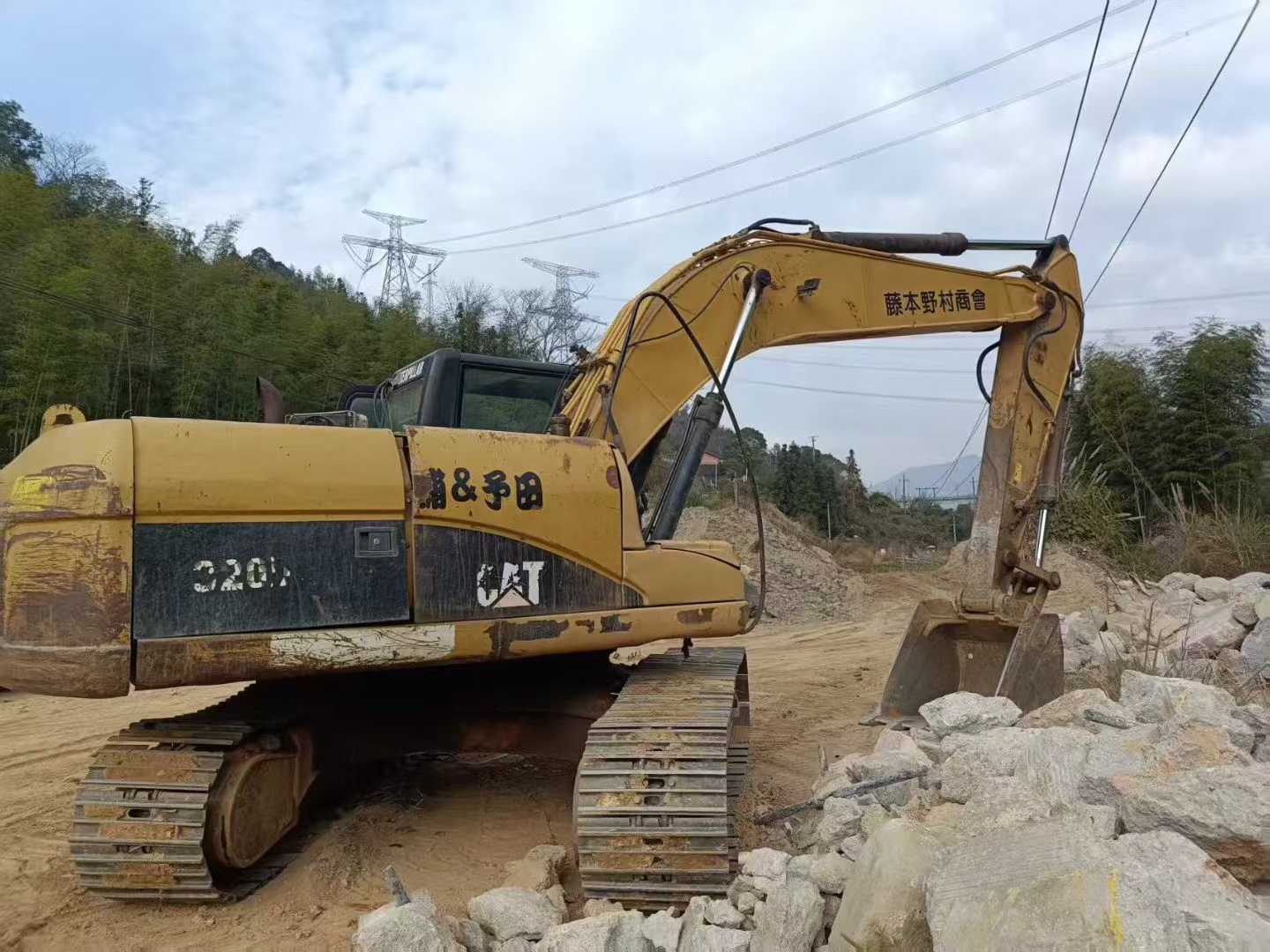 Buy Caterpillar CT20 Used Excavator / 2 Used Caterpillar CT20 Excavator 2016 Model / 2