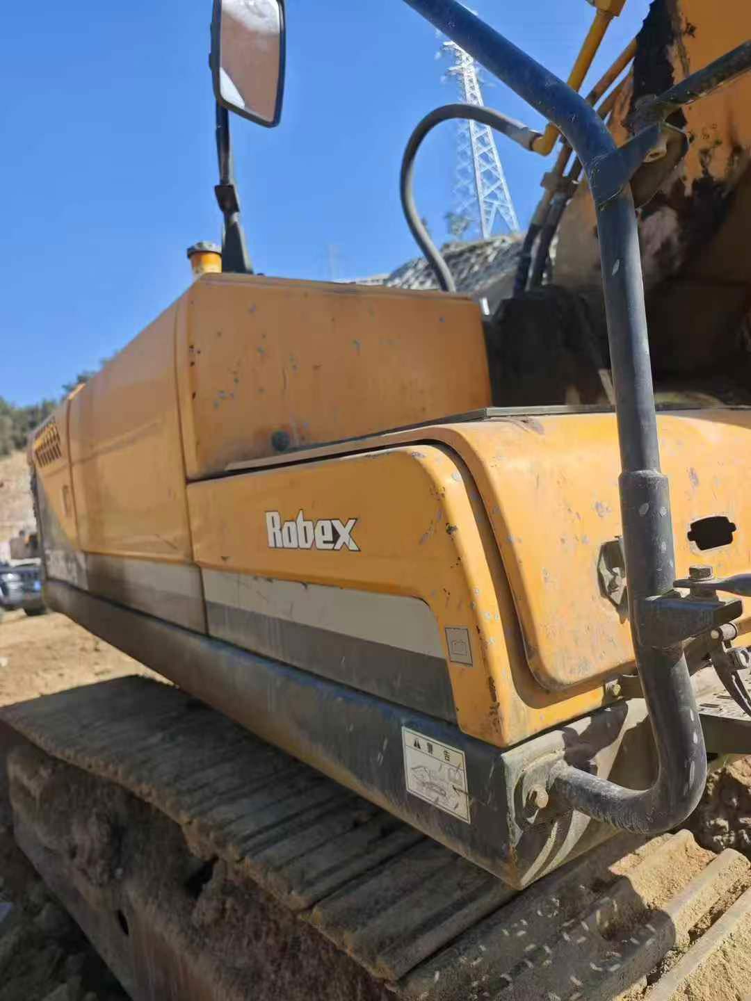 Used Hyundai R335-7 Excavator 2016 Model / 4