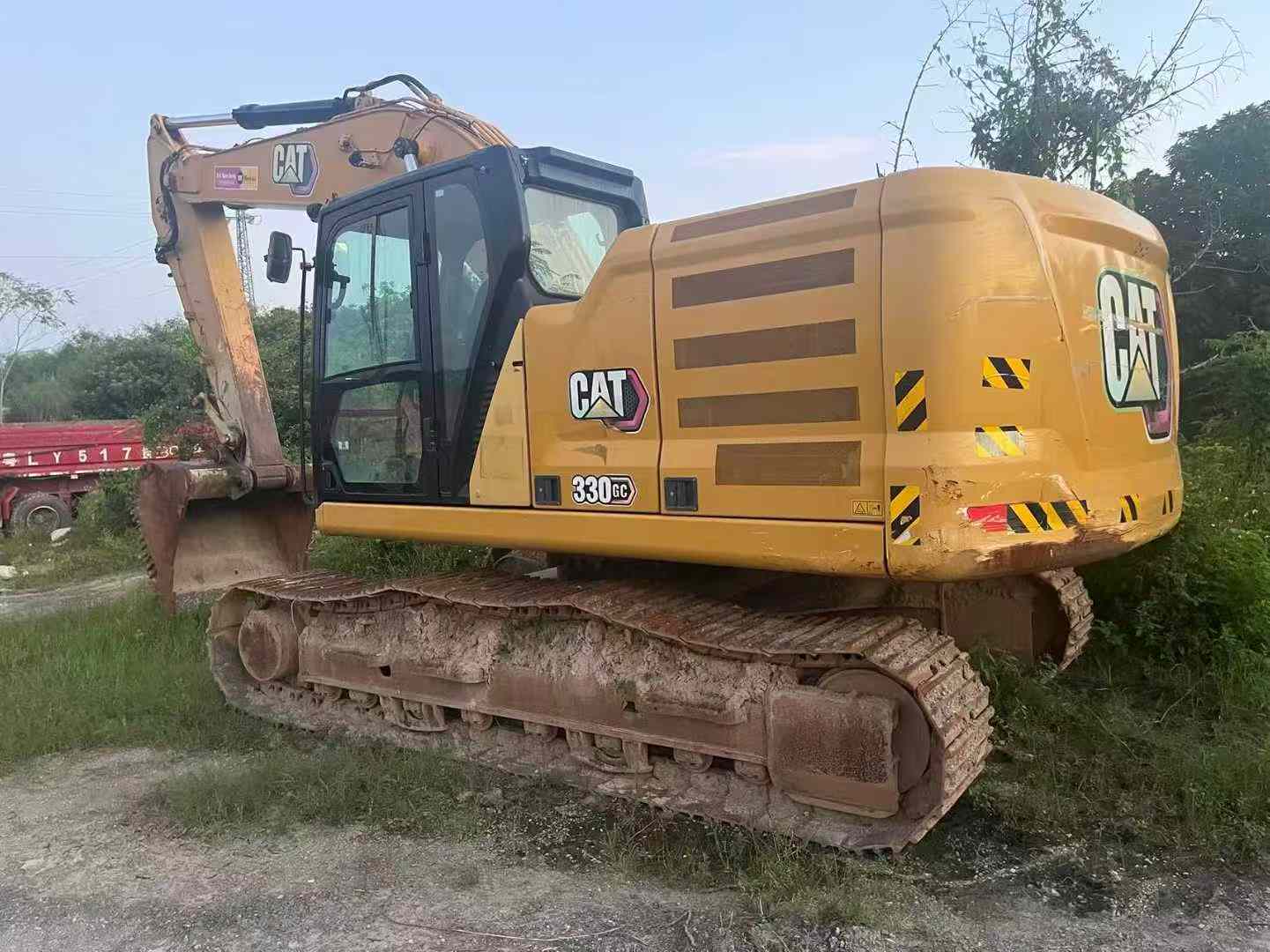 Used Caterpillar 323 Excavator 2020 Model / 3