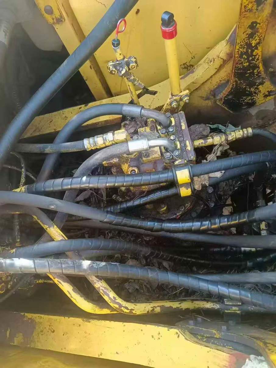 Used Komatsu PC210-7 Excavator 2016 Model / 4