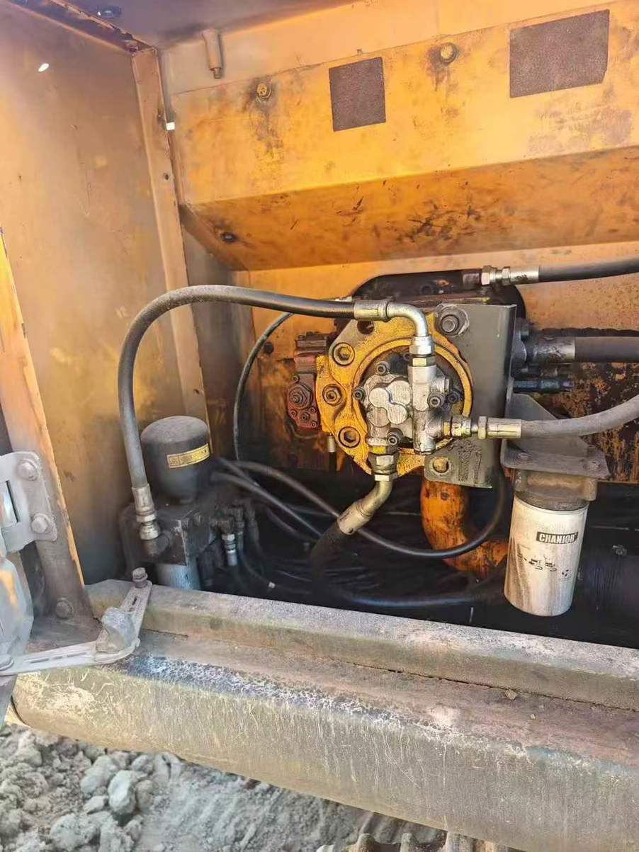 Used Hyundai R335-7 Excavator 2016 Model / 8