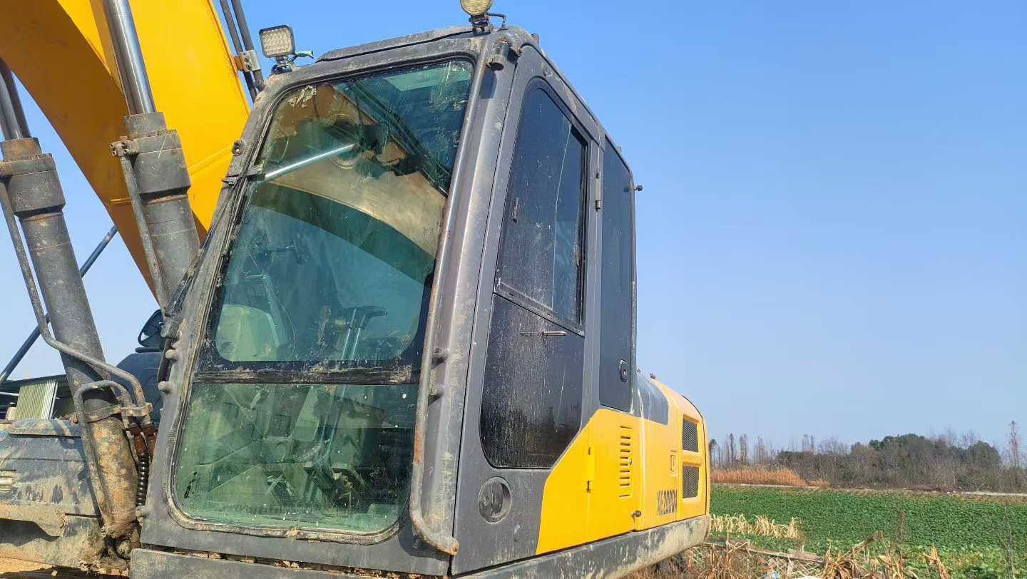 Used XCMG LW200 Excavator 2020 Model / 6