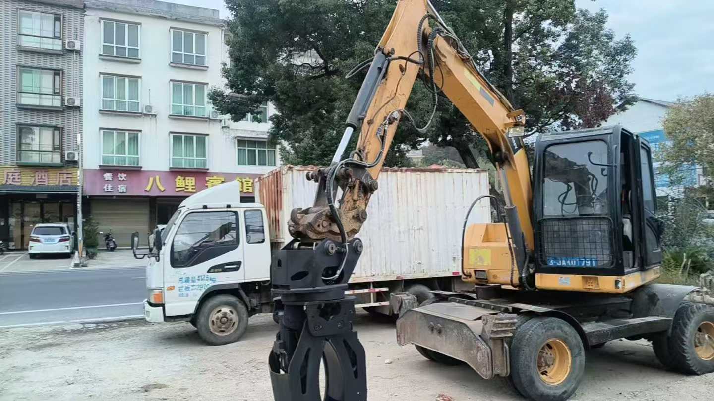 Used XCMG XE550DK Excavator 2022 Model / 8