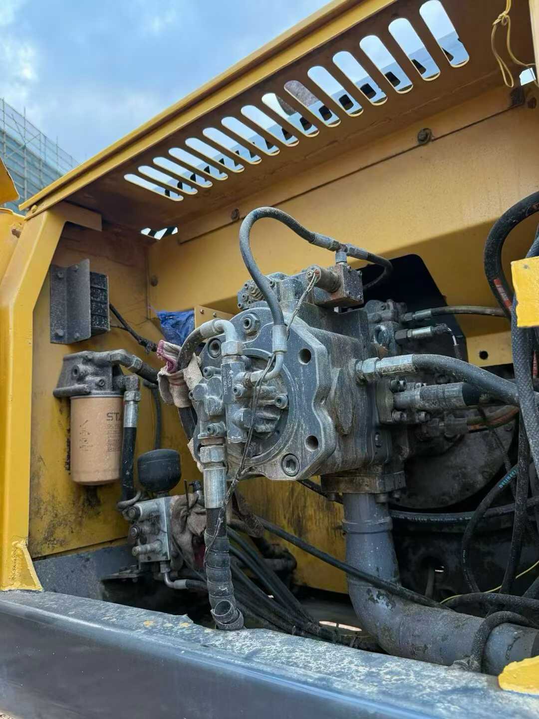 Used XCMG XE370 Excavator 2016 Model / 8