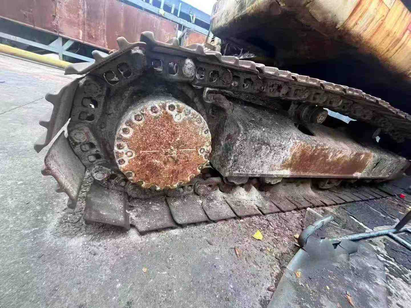 Used Komatsu PC200 Excavator 2016 Model / 4