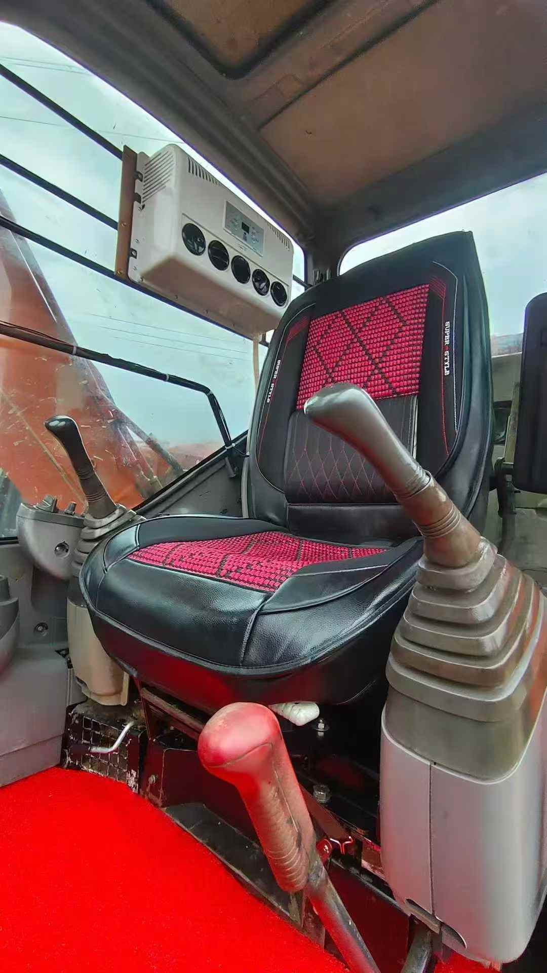 Used Hitachi ZX70 Excavator 2016 Model / 4