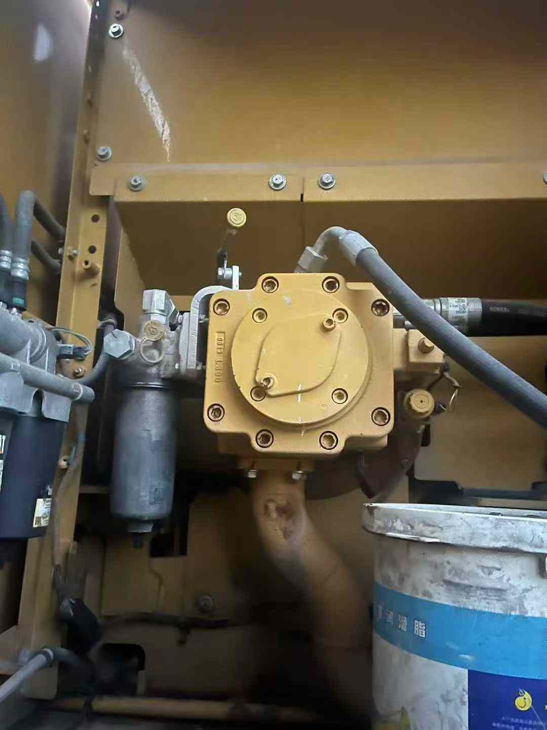 Used Caterpillar 323 Excavator 2020 Model / 4