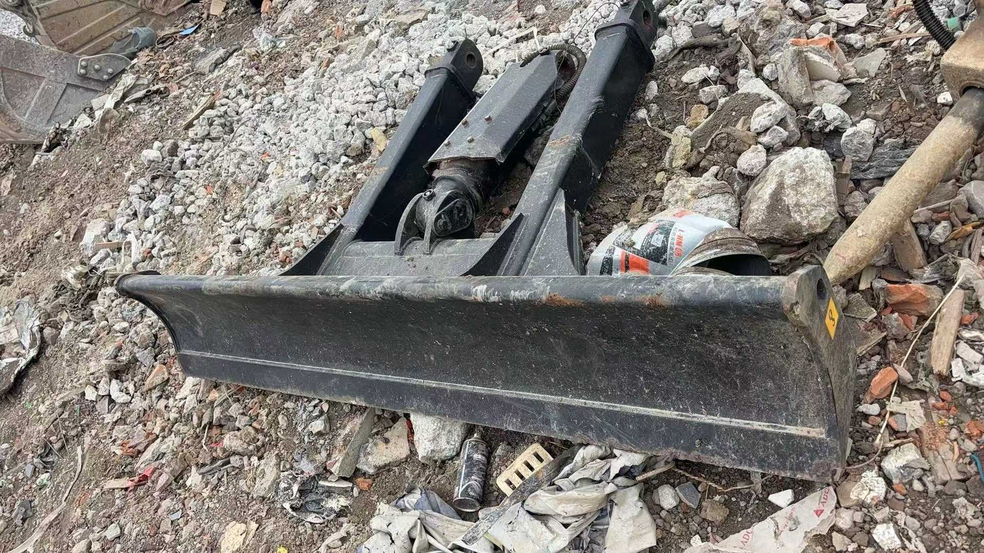 Used Sany SY75 Excavator 2017 Model / 3