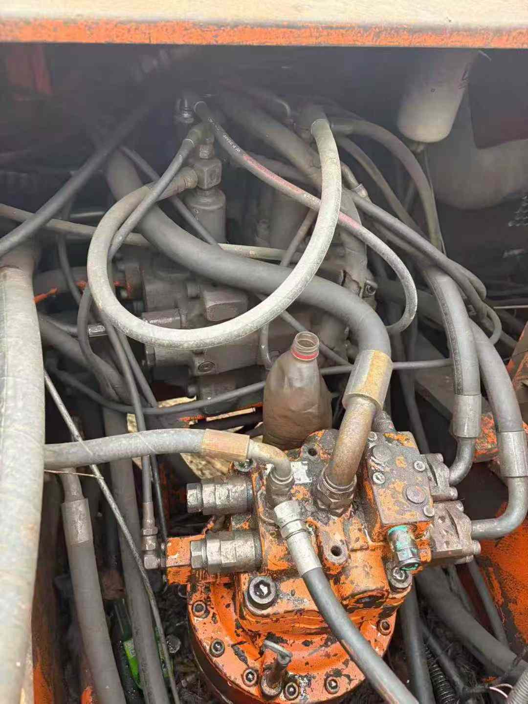 Used Doosan DH220-7 Excavator 2016 Model / 6