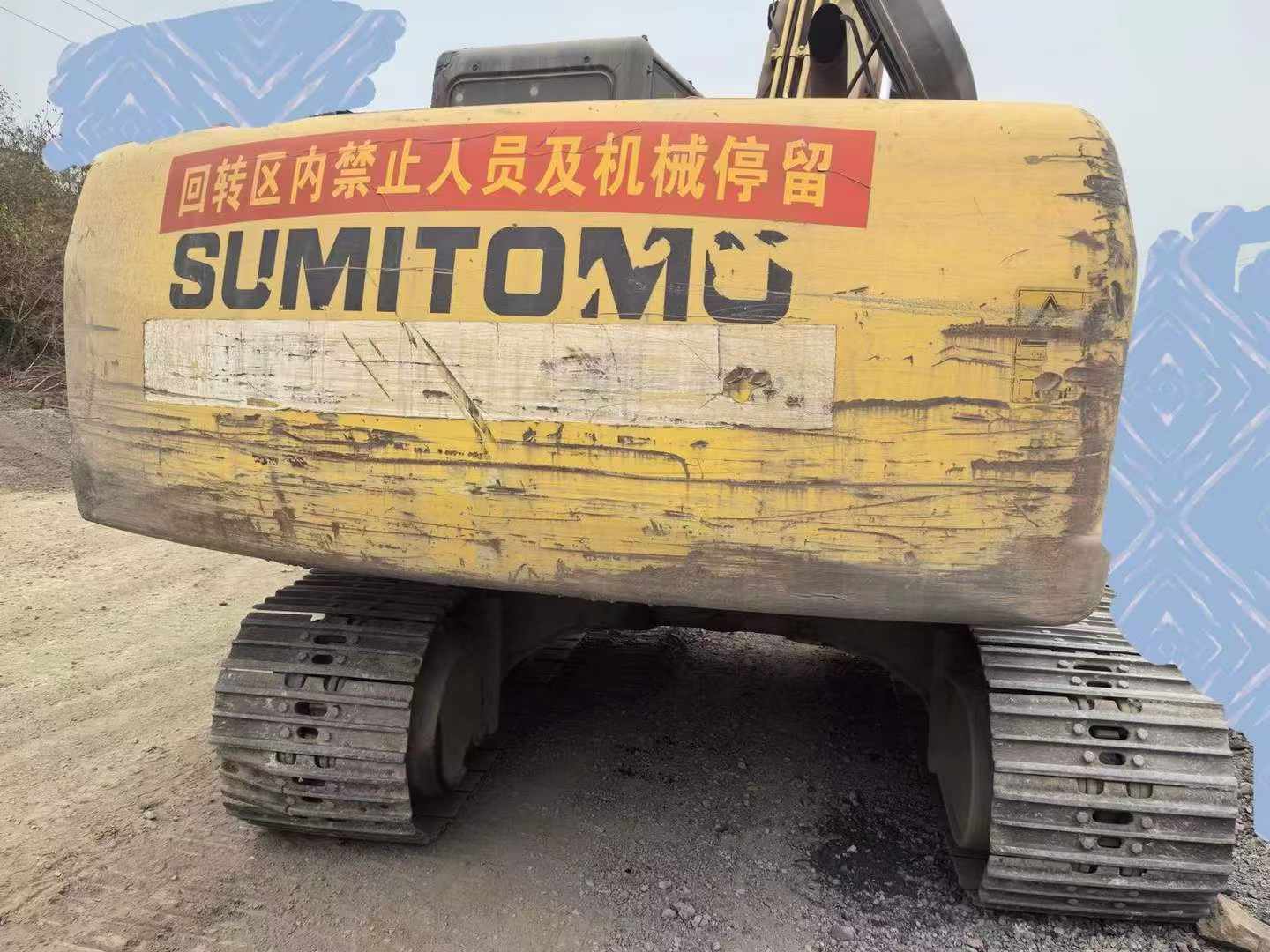 Used Sumitomo SH210-5 Excavator 2015 Model / 3