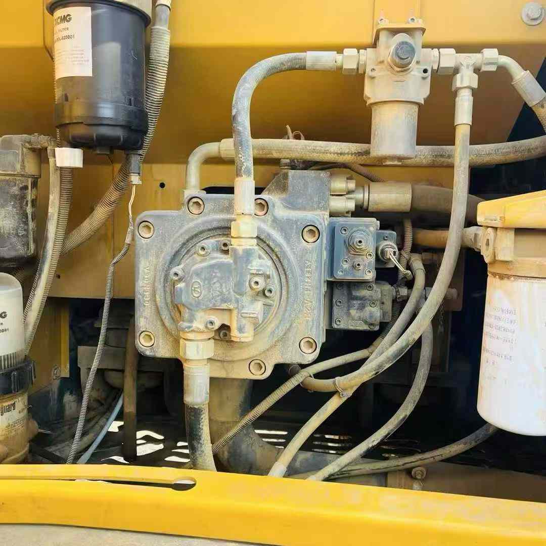 Used XCMG XE205GH Excavator 2020 Model / 4