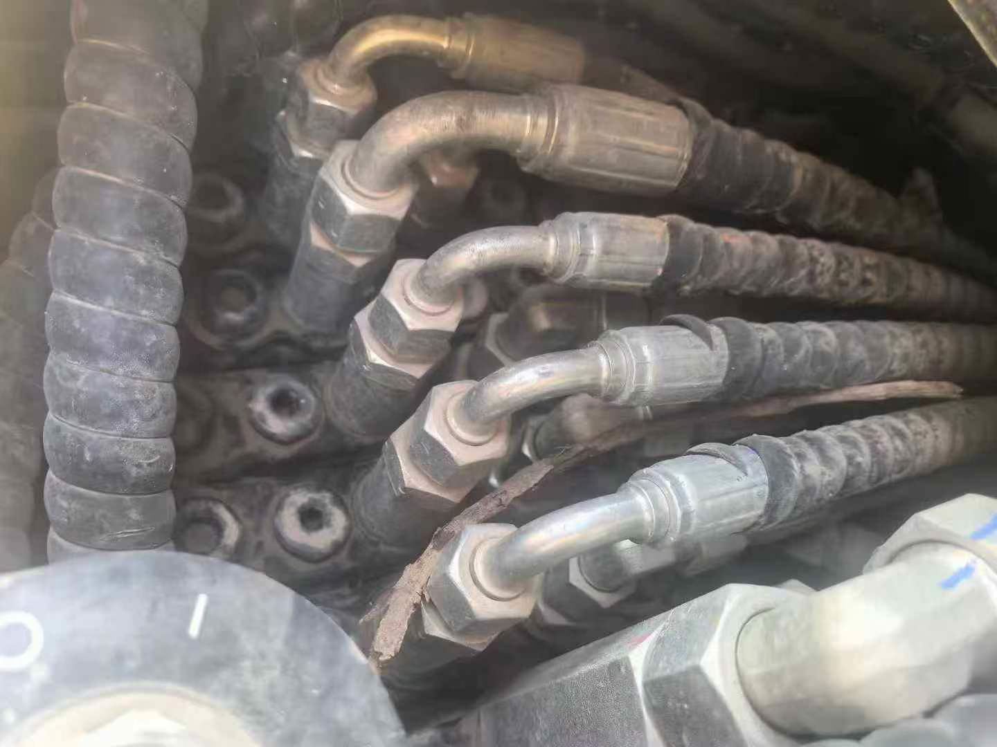 Used XCMG XE17U Excavator 2016 Model / 4