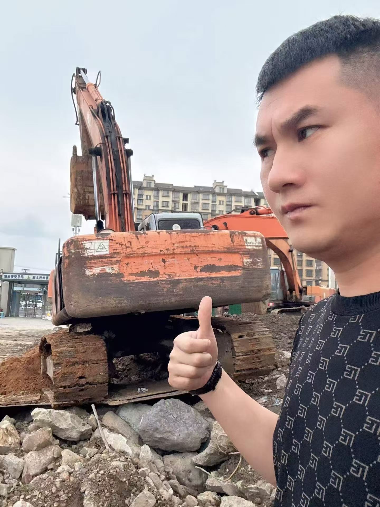 https://assets.gongji58.com/circle/2026-06-21/zvt3e0nem01782037262.png?watermark/1/image/a29kbzovL2dqZ2ovd2F0ZXJtYXJrL3dqLnBuZw/gravity/South/dx/0/dy/200/wst/2/ws/1|imageView2/0/w/1024/interlace/1