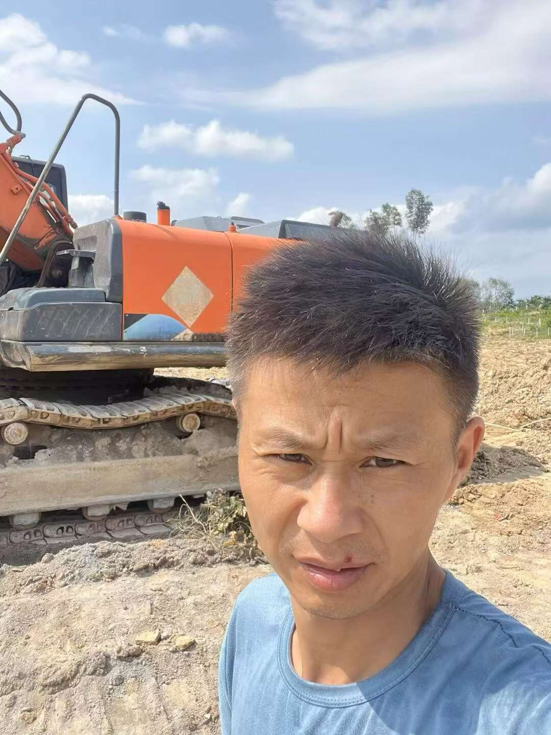 51挖机
