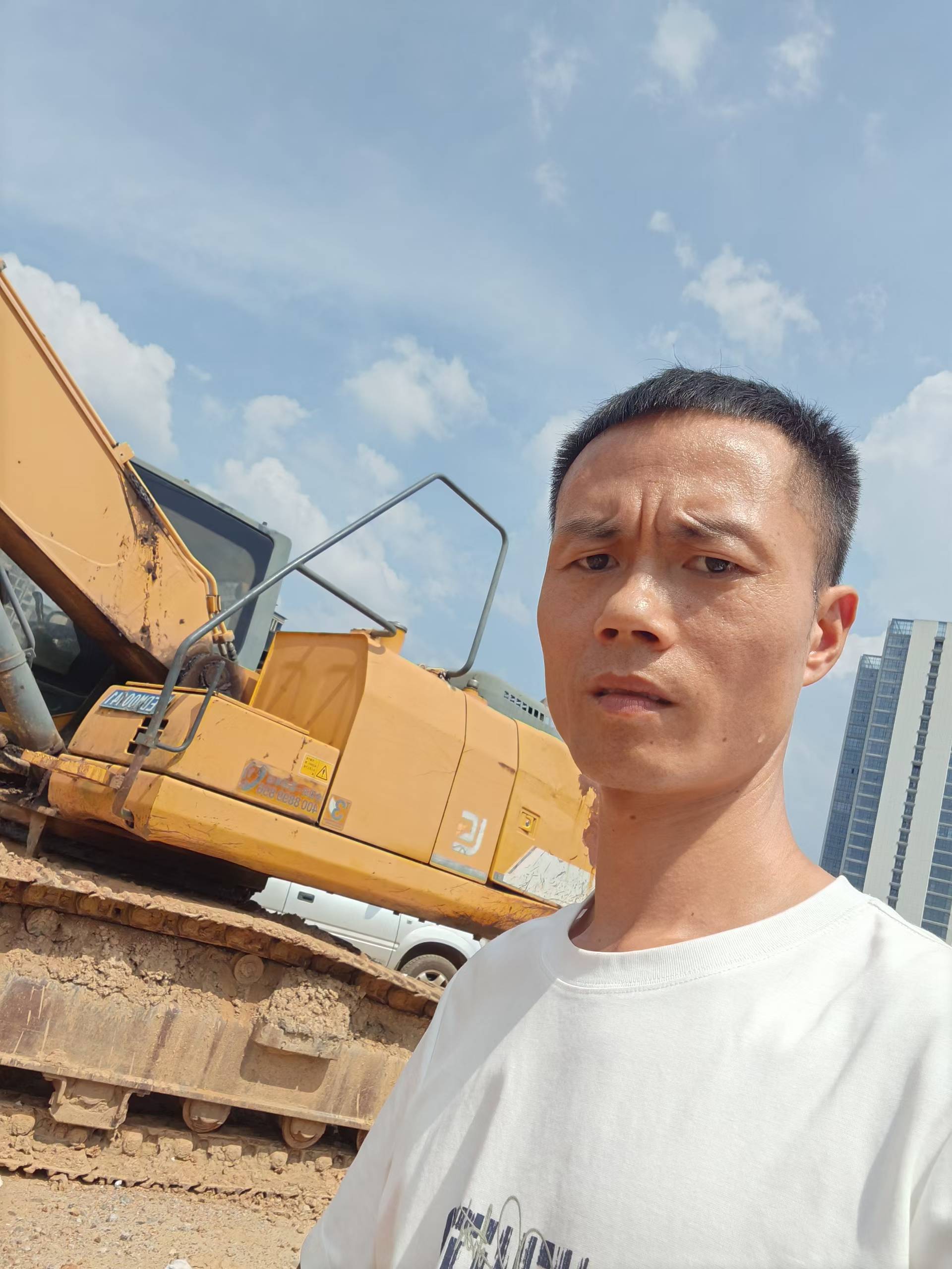 51挖机