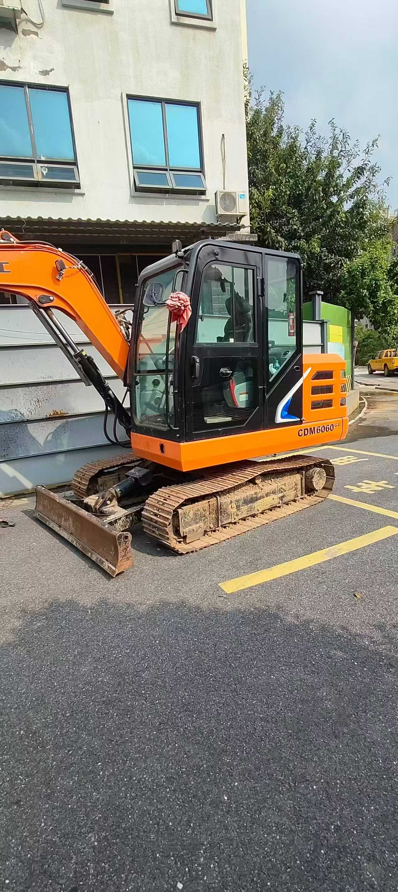 51挖机