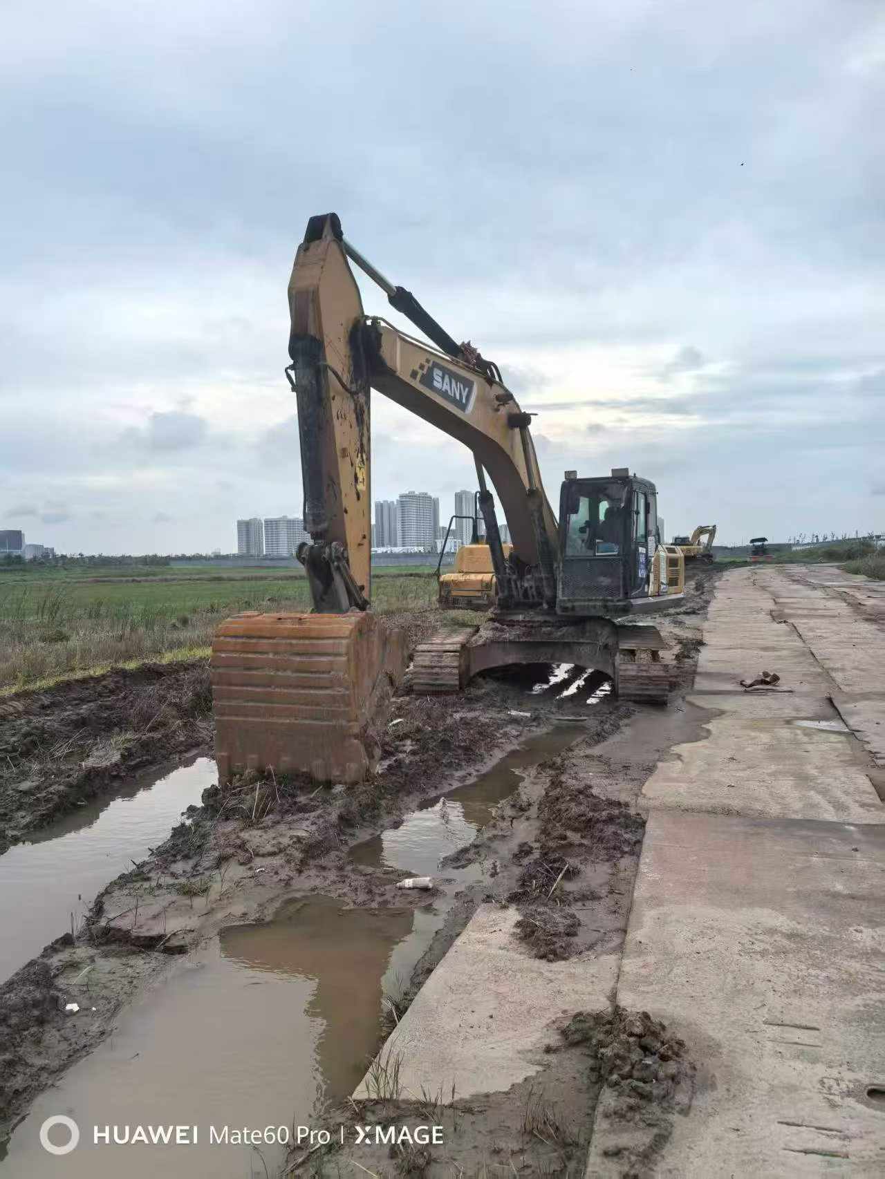 51挖机