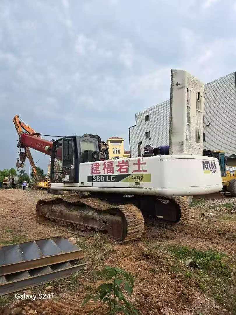 51挖机