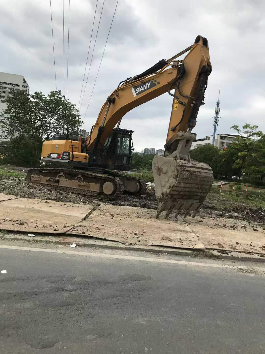 51挖机