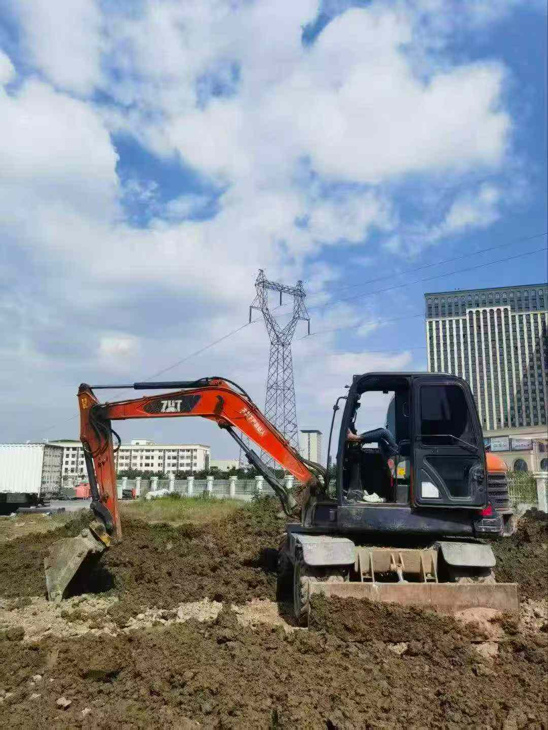 51挖机