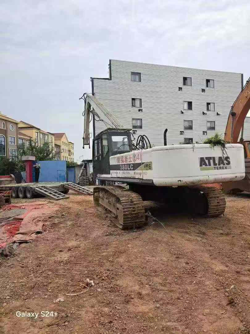 51挖机